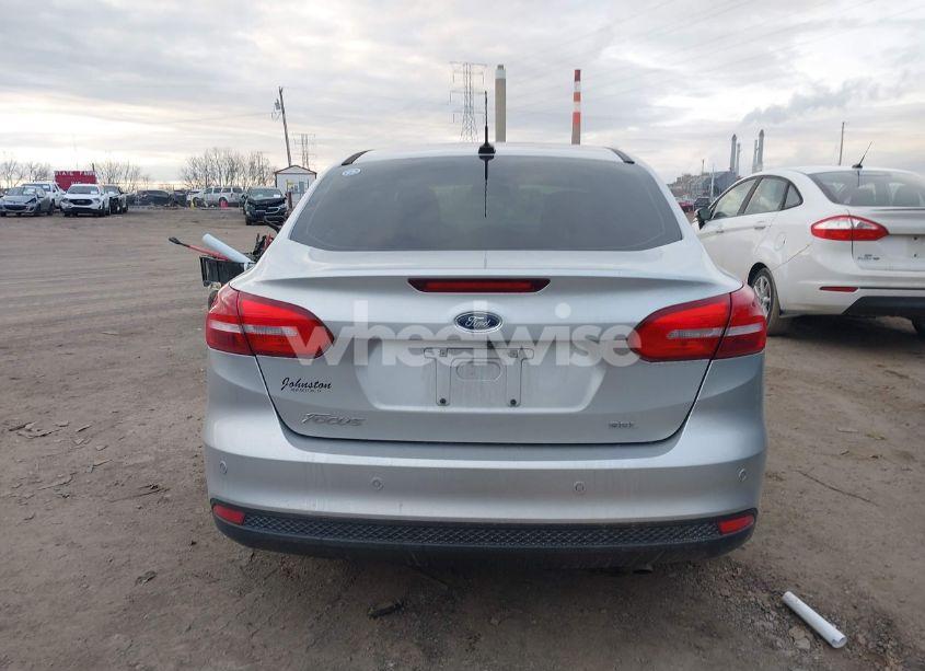 Photo 16 of 2017 Ford Focus SEL (VIN 1FADP3H26HL229738)