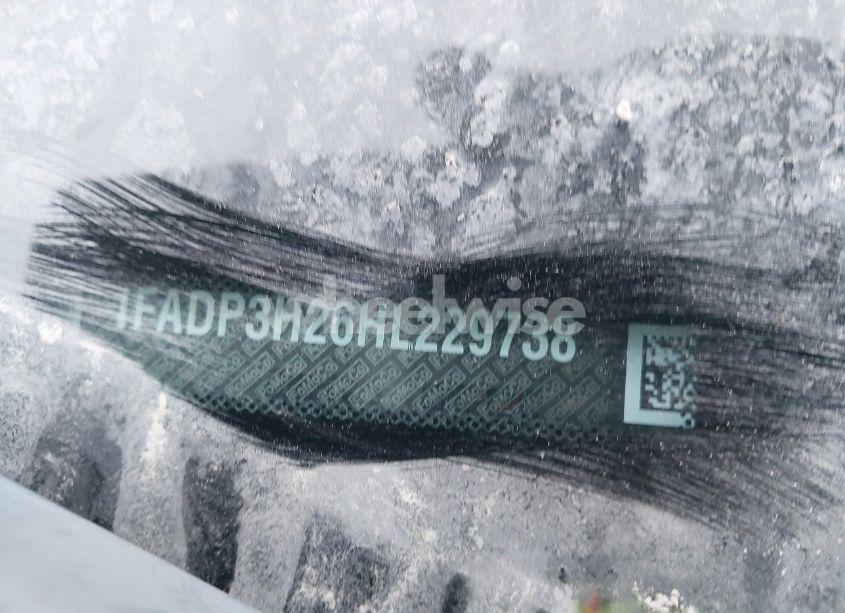 Photo 9 of 2017 Ford Focus SEL (VIN 1FADP3H26HL229738)