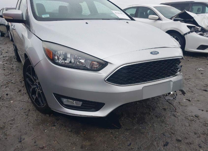Photo 17 of 2017 Ford Focus SEL (VIN 1FADP3H26HL236589)