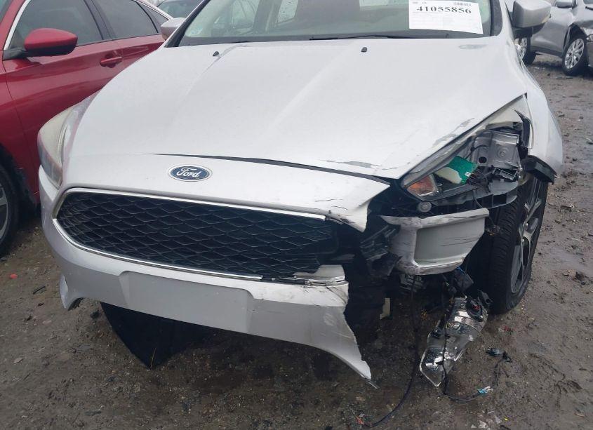 Photo 18 of 2017 Ford Focus SEL (VIN 1FADP3H26HL236589)