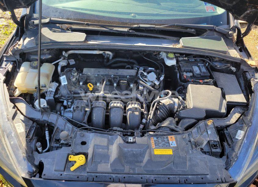 Photo 9 of 2018 Ford Focus (VIN 1FADP3H26JL214274)