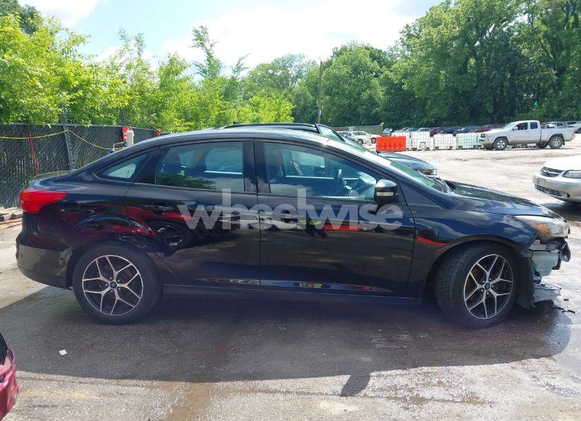 Photo 14 of 2018 Ford Focus SEL (VIN 1FADP3H27JL222660)