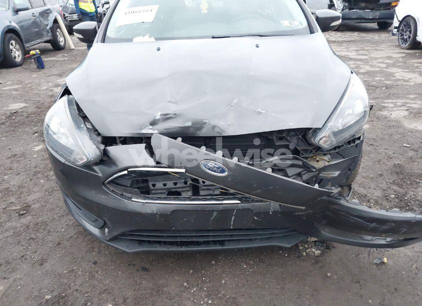 Photo 6 of 2018 Ford Focus SEL (VIN 1FADP3H27JL264620)