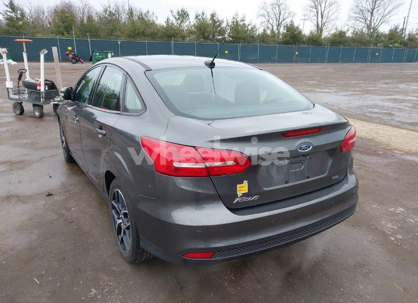 Photo 3 of 2017 Ford Focus SEL (VIN 1FADP3H28HL252759)