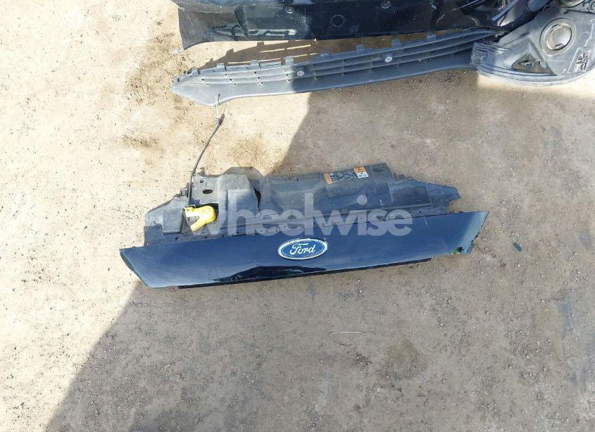 Photo 12 of 2017 Ford Focus SEL (VIN 1FADP3H28HL272199)