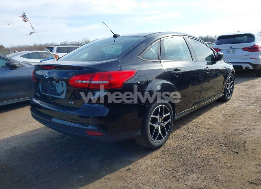 Photo 4 of 2017 Ford Focus SEL (VIN 1FADP3H28HL272199)