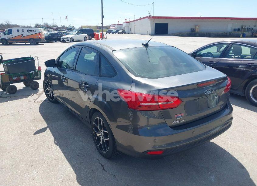 Photo 3 of 2017 Ford Focus SEL (VIN 1FADP3H28HL318856)