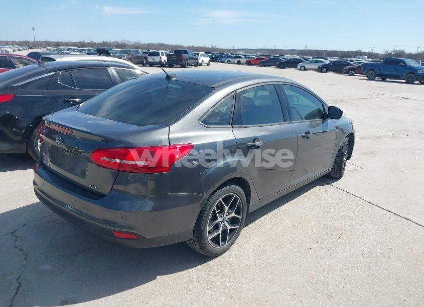 Photo 4 of 2017 Ford Focus SEL (VIN 1FADP3H28HL318856)