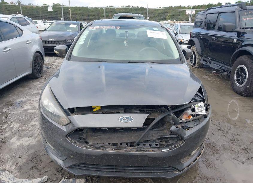 Photo 12 of 2018 Ford Focus SEL (VIN 1FADP3H28JL201378)