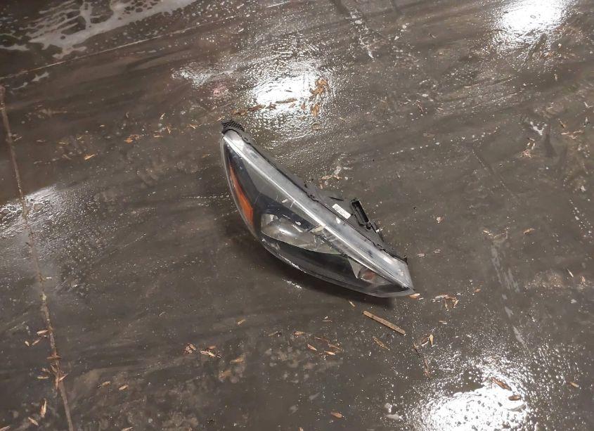 Photo 12 of 2018 Ford Focus SEL (VIN 1FADP3H28JL291910)