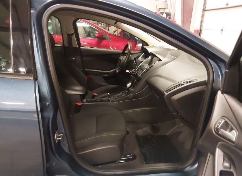 Photo 5 of 2018 Ford Focus SEL (VIN 1FADP3H28JL291910)