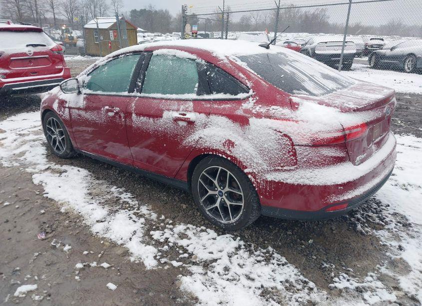 Photo 3 of 2017 Ford Focus SEL (VIN 1FADP3H29HL222170)