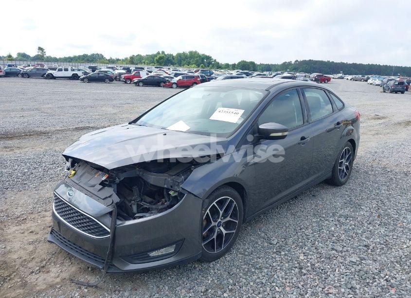 Photo 6 of 2017 Ford Focus SEL (VIN 1FADP3H29HL225375)