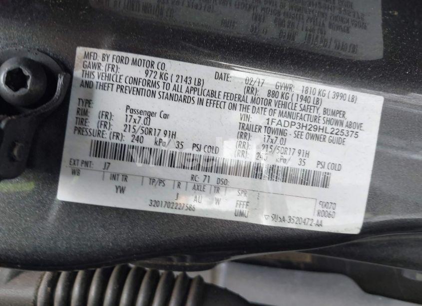 Photo 9 of 2017 Ford Focus SEL (VIN 1FADP3H29HL225375)