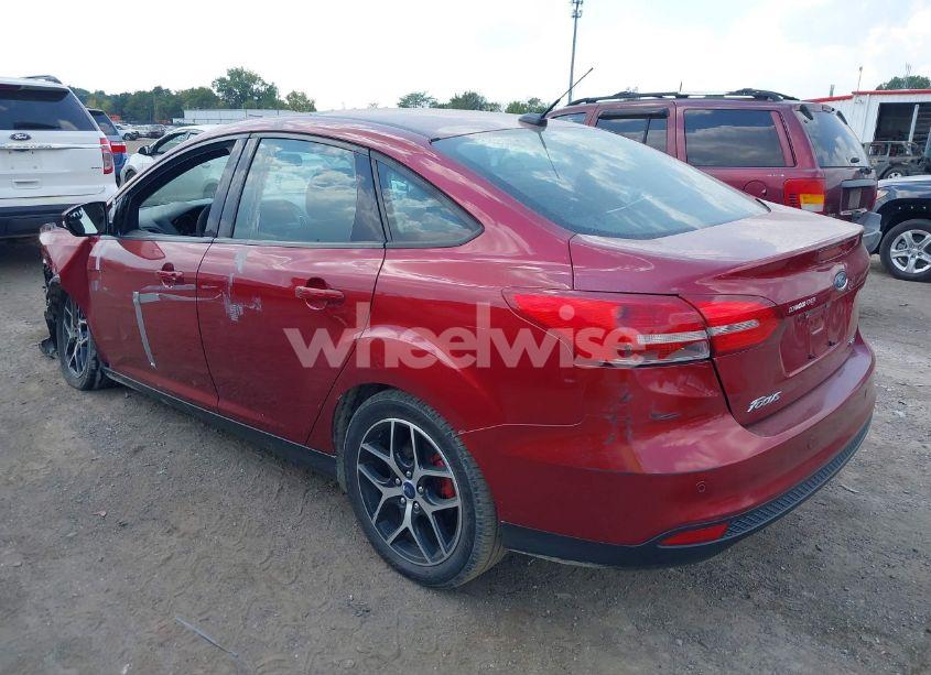 Photo 3 of 2017 Ford Focus SEL (VIN 1FADP3H29HL253371)