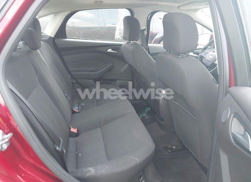 Photo 8 of 2017 Ford Focus SEL (VIN 1FADP3H29HL253371)