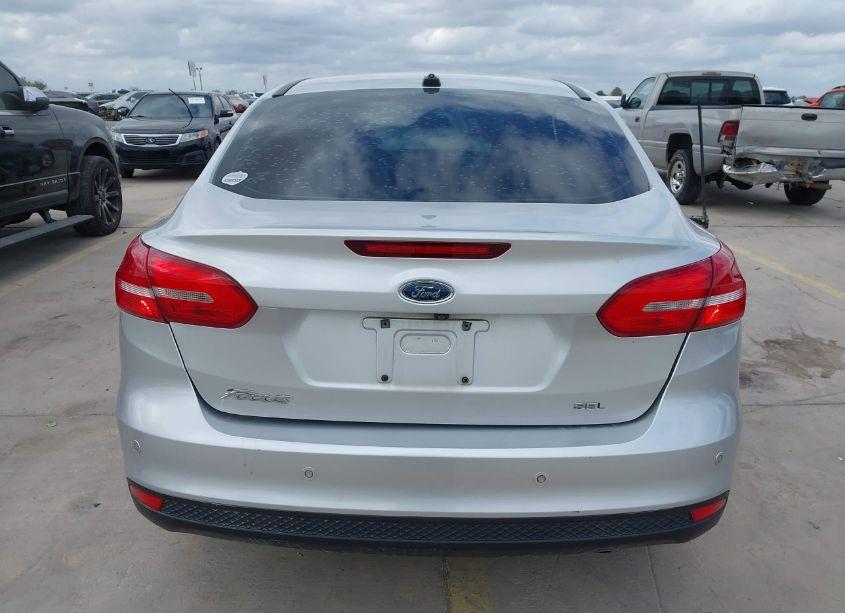 Photo 17 of 2017 Ford Focus SEL (VIN 1FADP3H29HL332586)