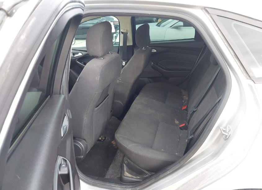 Photo 8 of 2017 Ford Focus SEL (VIN 1FADP3H29HL332586)