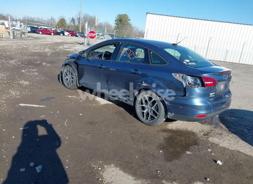 Photo 3 of 2018 Ford Focus SEL (VIN 1FADP3H29JL227620)