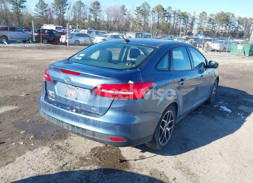 Photo 4 of 2018 Ford Focus SEL (VIN 1FADP3H29JL227620)