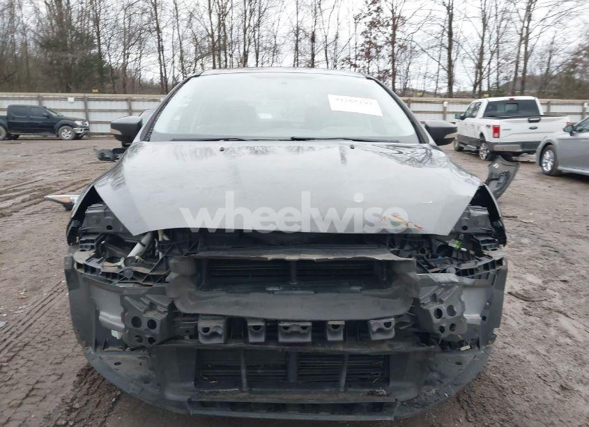Photo 6 of 2018 Ford Focus SEL (VIN 1FADP3H29JL255501)