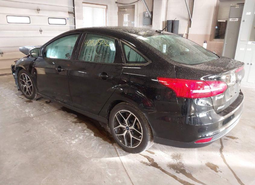 Photo 3 of 2017 Ford Focus SEL (VIN 1FADP3H2XHL306773)