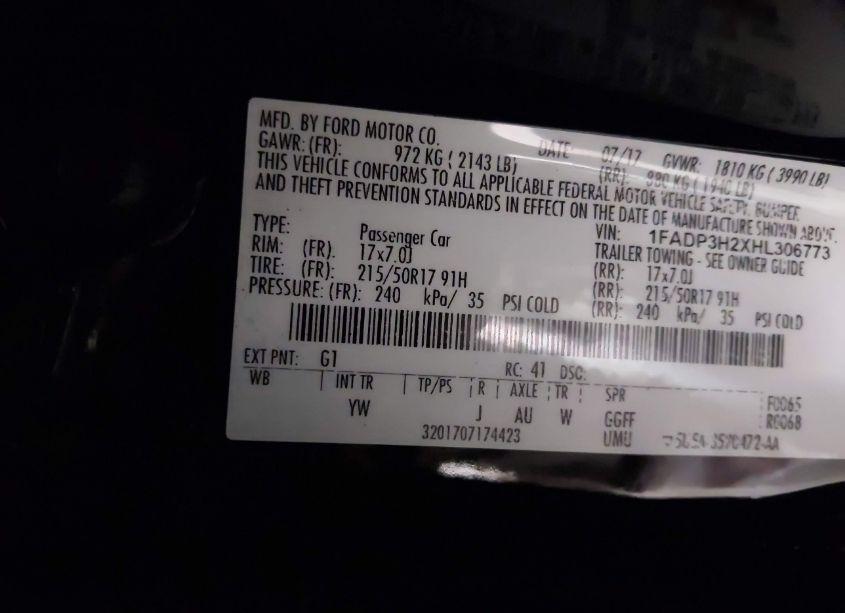 Photo 9 of 2017 Ford Focus SEL (VIN 1FADP3H2XHL306773)