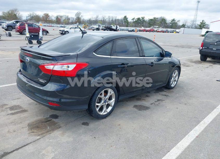 Photo 4 of 2013 Ford Focus TITANIUM (VIN 1FADP3J20DL127971)