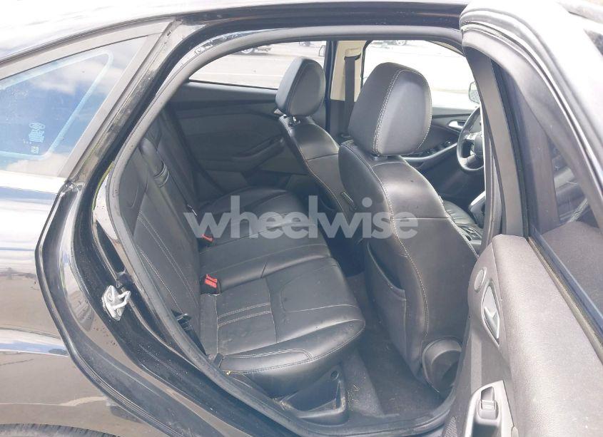 Photo 8 of 2013 Ford Focus TITANIUM (VIN 1FADP3J20DL127971)