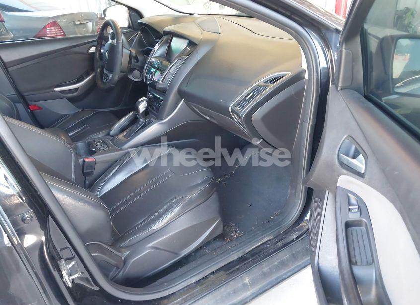 Photo 5 of 2013 Ford Focus TITANIUM (VIN 1FADP3J20DL143491)