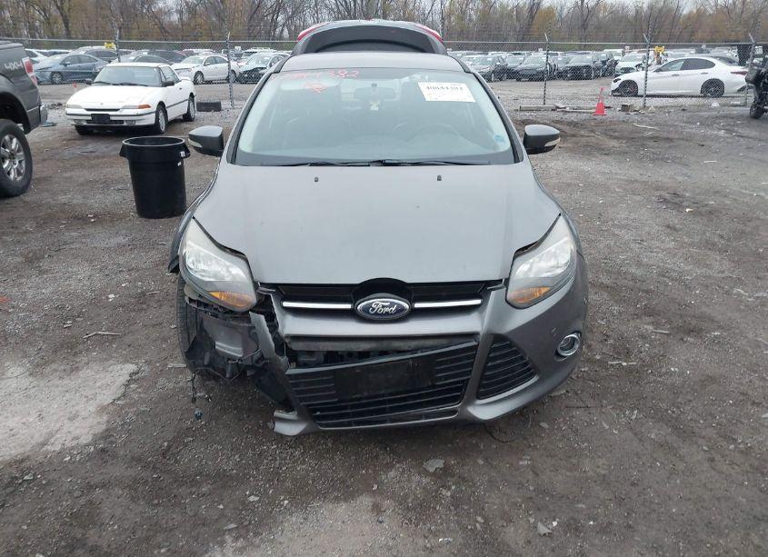 Photo 12 of 2013 Ford Focus TITANIUM (VIN 1FADP3J20DL149856)