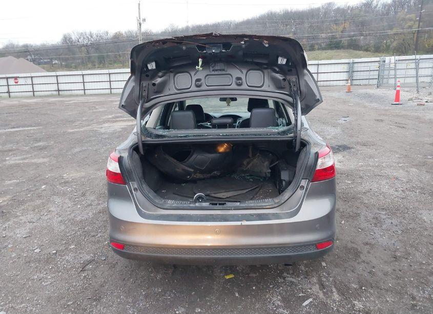 Photo 16 of 2013 Ford Focus TITANIUM (VIN 1FADP3J20DL149856)