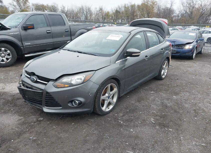 Photo 2 of 2013 Ford Focus TITANIUM (VIN 1FADP3J20DL149856)