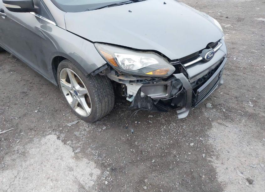 Photo 6 of 2013 Ford Focus TITANIUM (VIN 1FADP3J20DL149856)