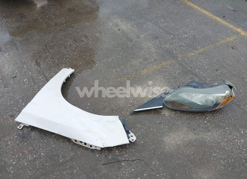 Photo 12 of 2013 Ford Focus TITANIUM (VIN 1FADP3J20DL158153)