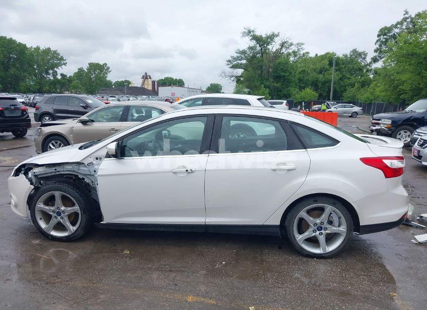 Photo 15 of 2013 Ford Focus TITANIUM (VIN 1FADP3J20DL158153)