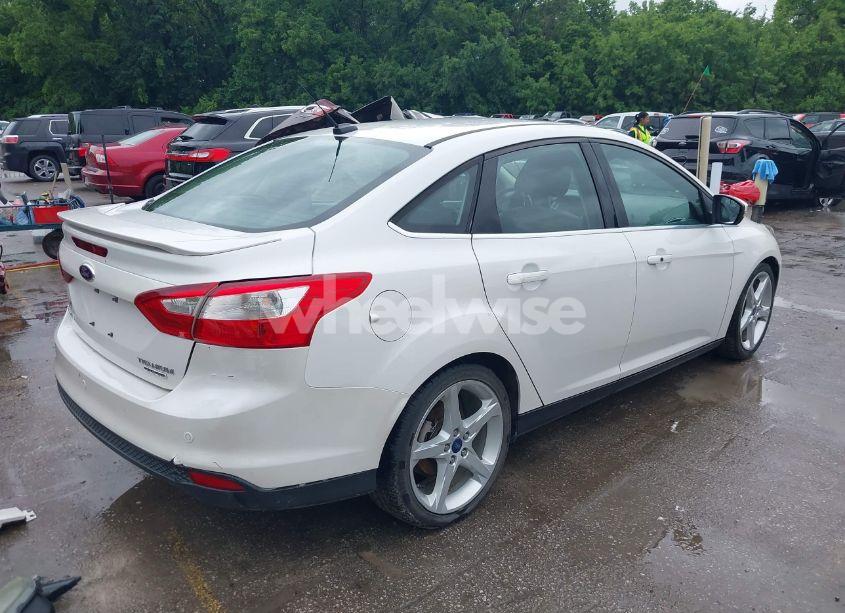 Photo 4 of 2013 Ford Focus TITANIUM (VIN 1FADP3J20DL158153)
