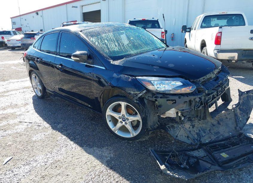 2013 Ford Focus TITANIUM (VIN 1FADP3J20DL177155) main photo