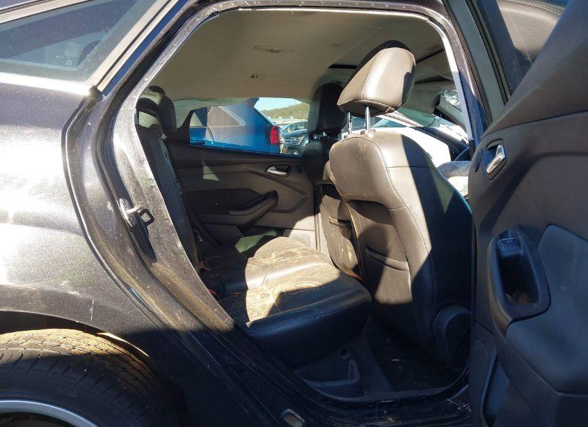 Photo 8 of 2013 Ford Focus TITANIUM (VIN 1FADP3J20DL177155)