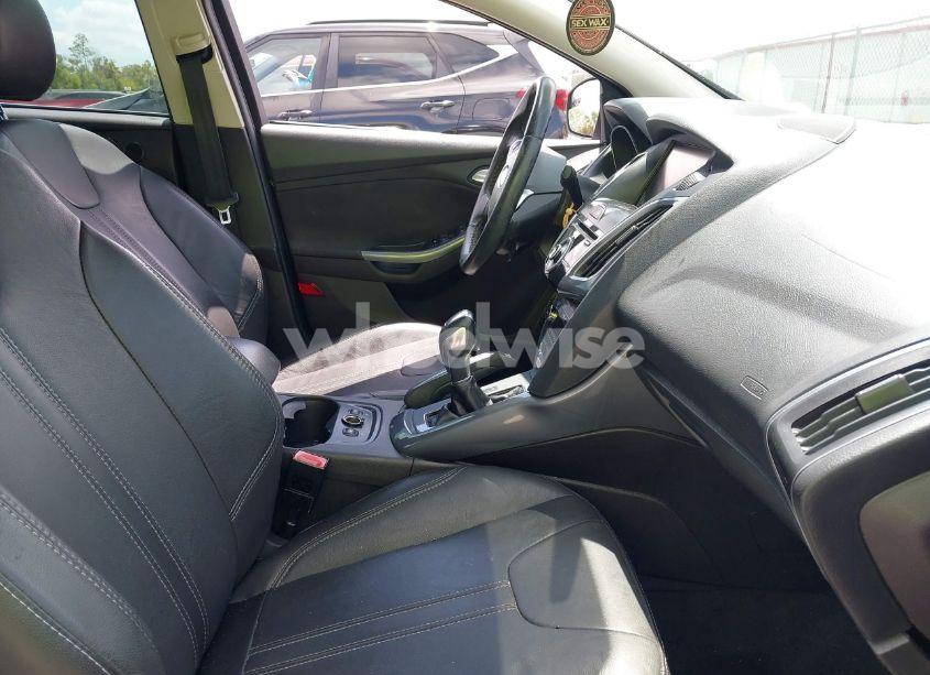 Photo 5 of 2013 Ford Focus TITANIUM (VIN 1FADP3J20DL305717)