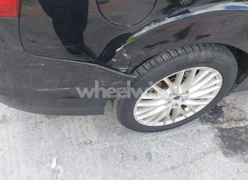 Photo 6 of 2013 Ford Focus TITANIUM (VIN 1FADP3J20DL305717)