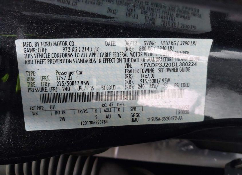 Photo 9 of 2013 Ford Focus TITANIUM (VIN 1FADP3J20DL380224)