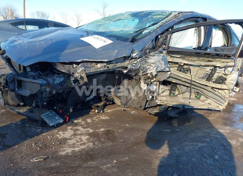 Photo 6 of 2014 Ford Focus TITANIUM (VIN 1FADP3J20EL158963)