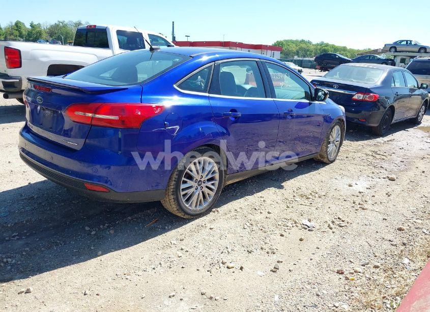 Photo 4 of 2015 Ford Focus TITANIUM (VIN 1FADP3J20FL304828)