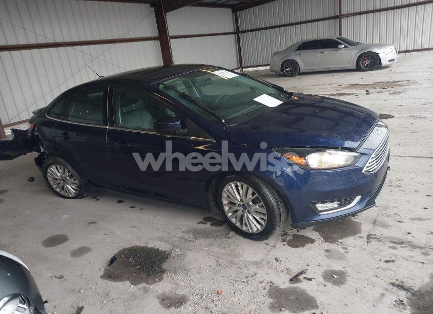 Photo 13 of 2017 Ford Focus TITANIUM (VIN 1FADP3J20HL242592)