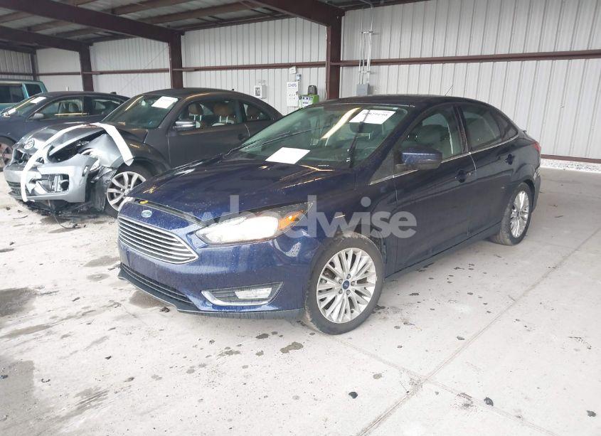 Photo 2 of 2017 Ford Focus TITANIUM (VIN 1FADP3J20HL242592)