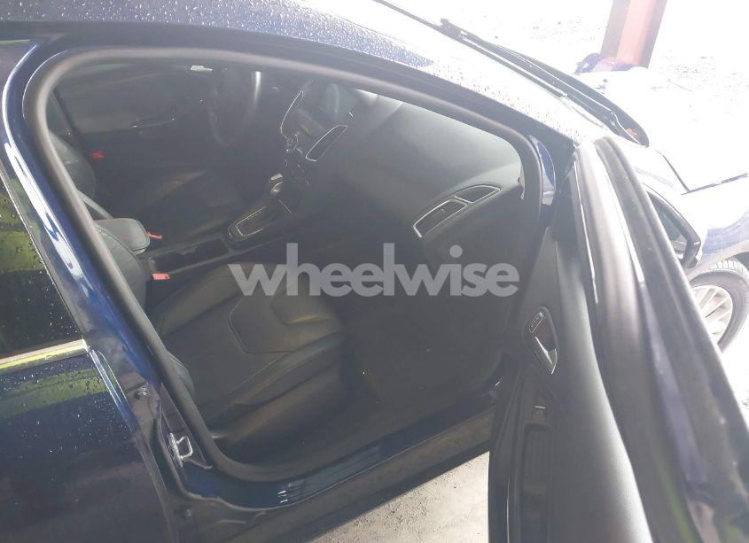 Photo 5 of 2017 Ford Focus TITANIUM (VIN 1FADP3J20HL242592)