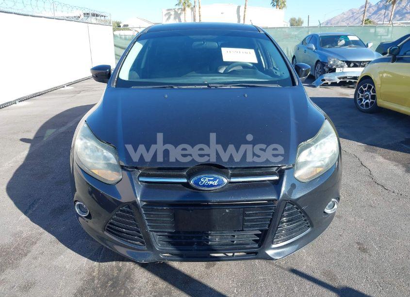 Photo 6 of 2013 Ford Focus TITANIUM (VIN 1FADP3J21DL106840)