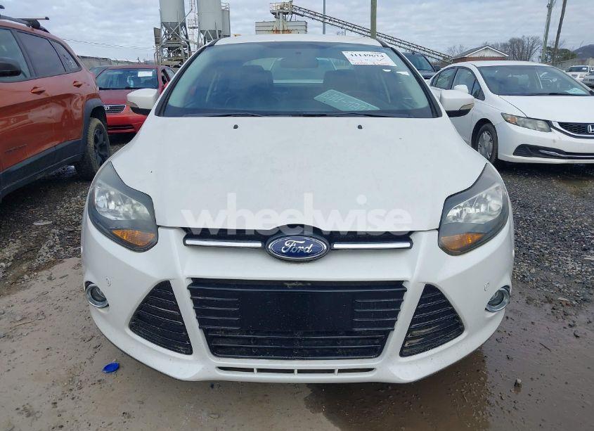Photo 6 of 2013 Ford Focus TITANIUM (VIN 1FADP3J21DL112055)