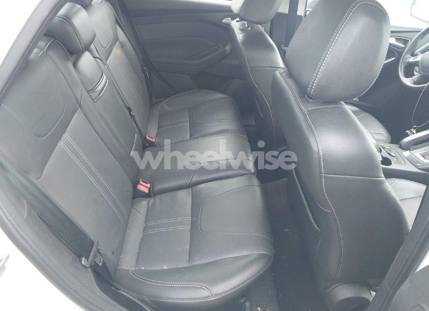 Photo 8 of 2013 Ford Focus TITANIUM (VIN 1FADP3J21DL112055)